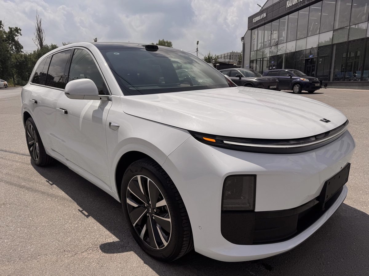 LiXiang L6 2025
