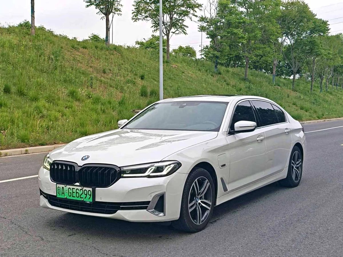BMW 5 серии VII (G30/G31) Рестайлинг 2022