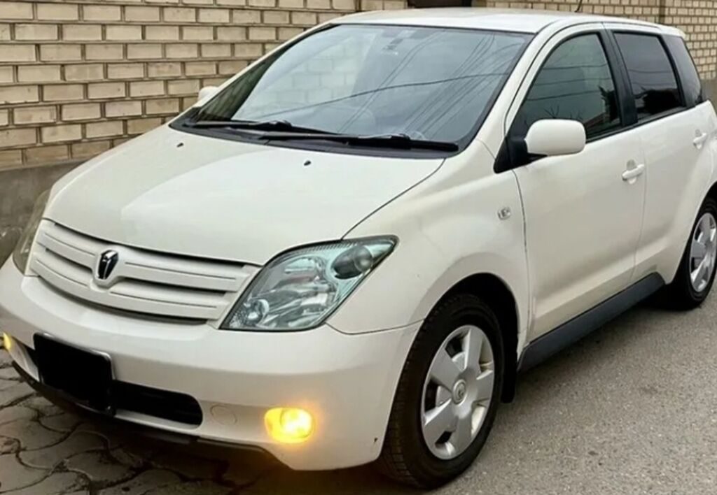 Toyota Ist