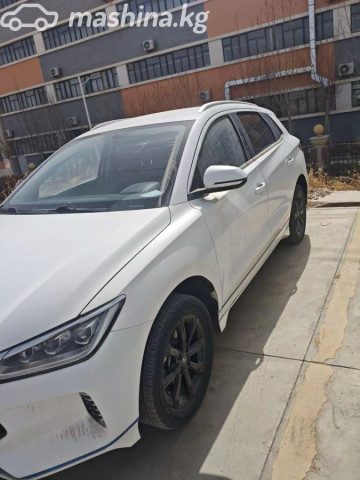 BYD E2