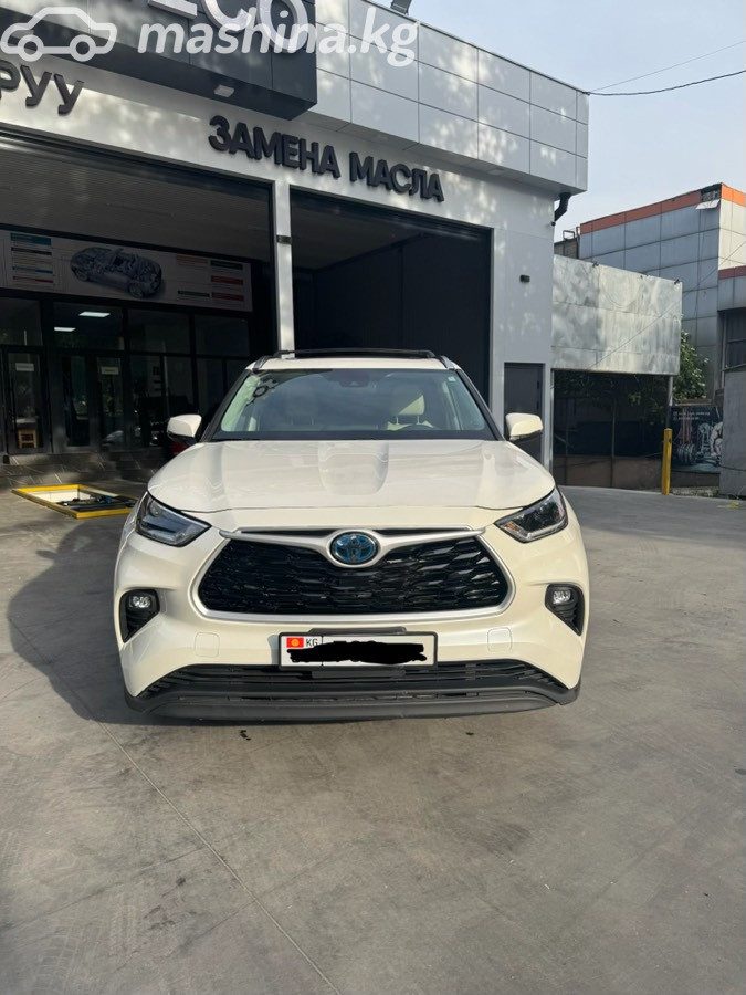 Toyota Highlander IV (U70)