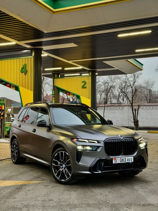 BMW X7
