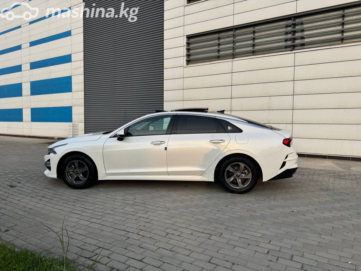 Kia K5 III