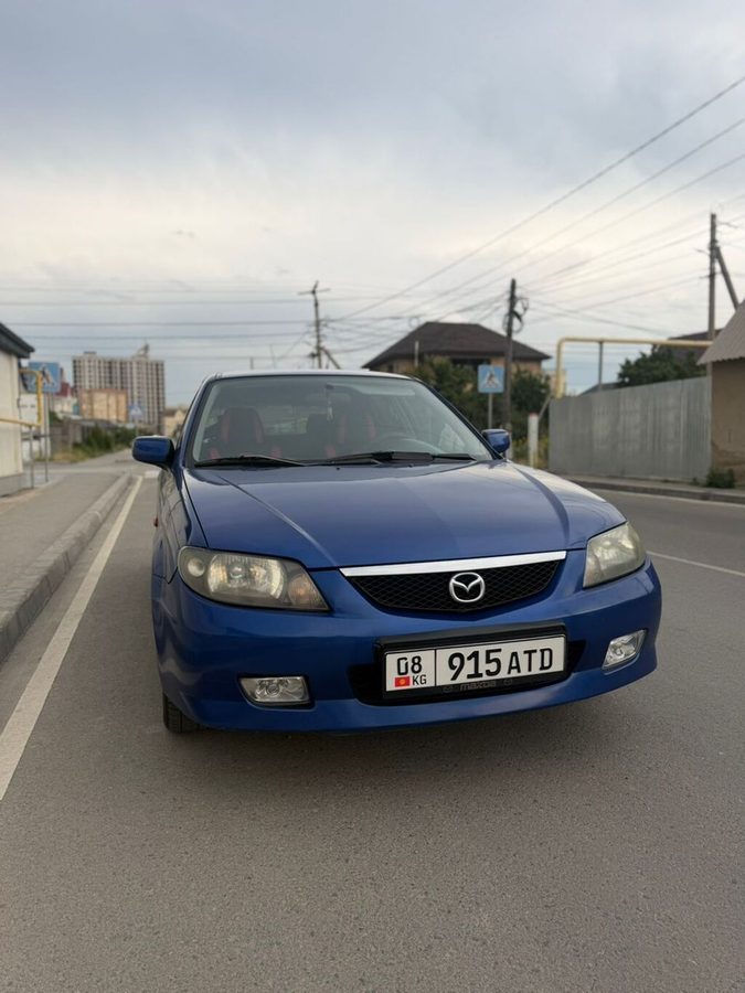 Mazda 323