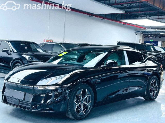 Lynk &amp; Co Z10