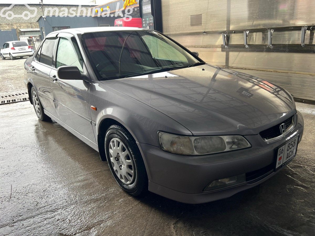 Honda Accord VI