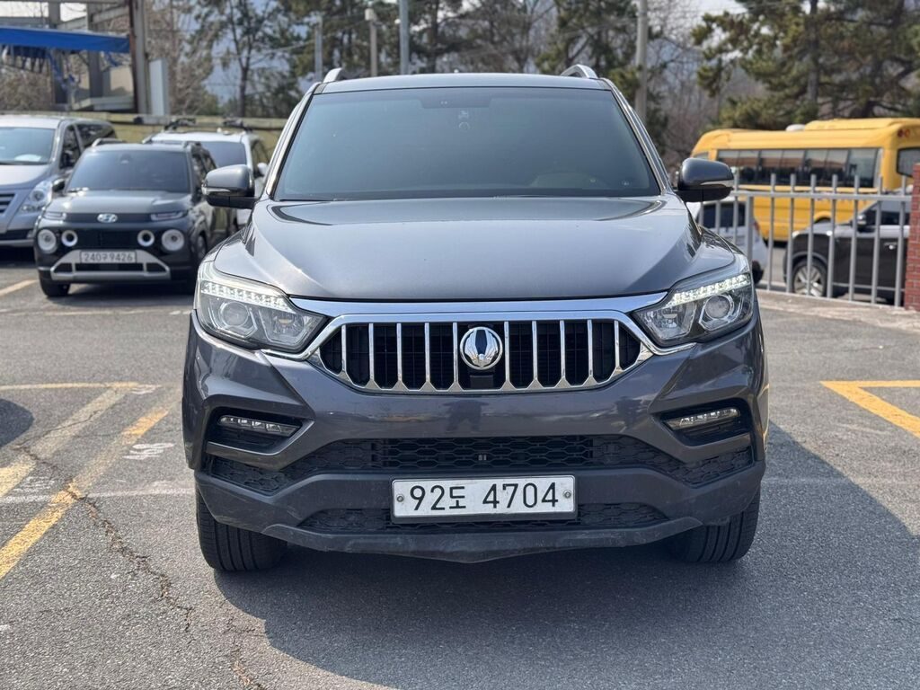 Ssangyong Rexton Khan