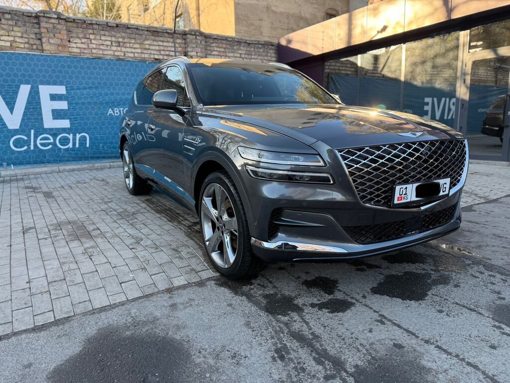Hyundai Genesis