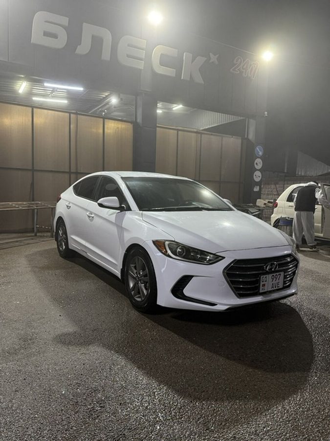 Hyundai Elantra