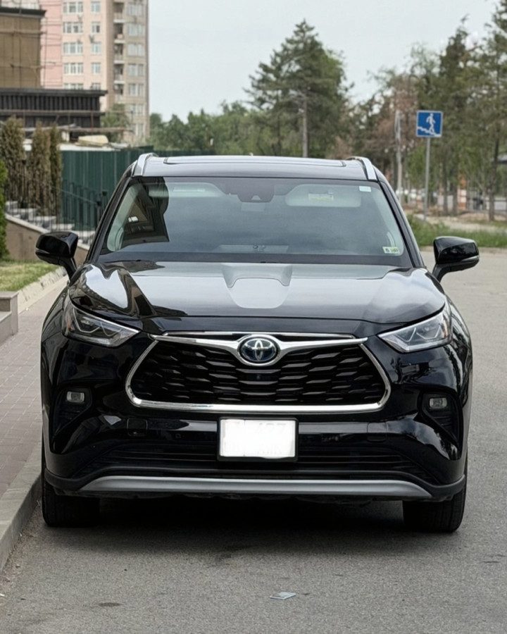 Toyota Highlander IV (U70) 2021