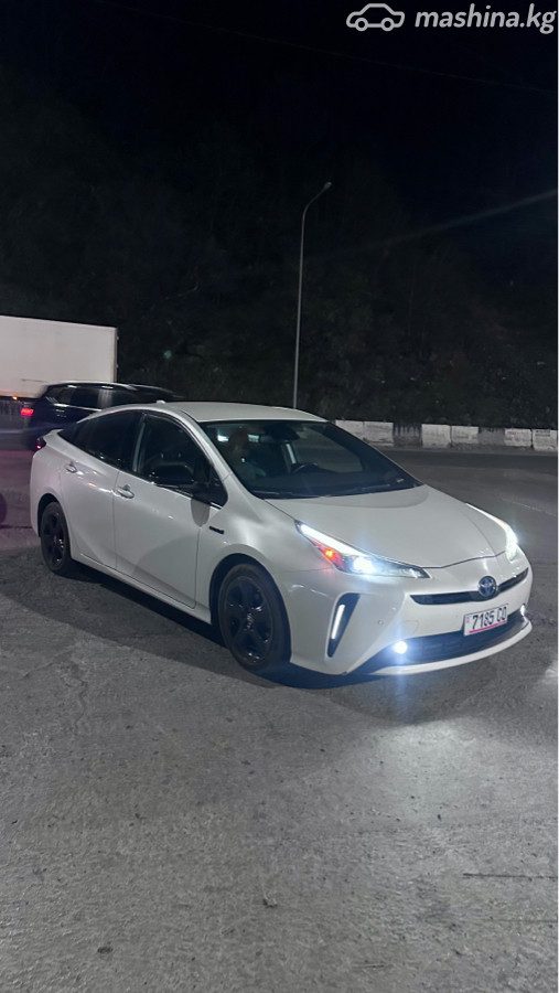 Toyota Prius IV Рестайлинг (XW50)