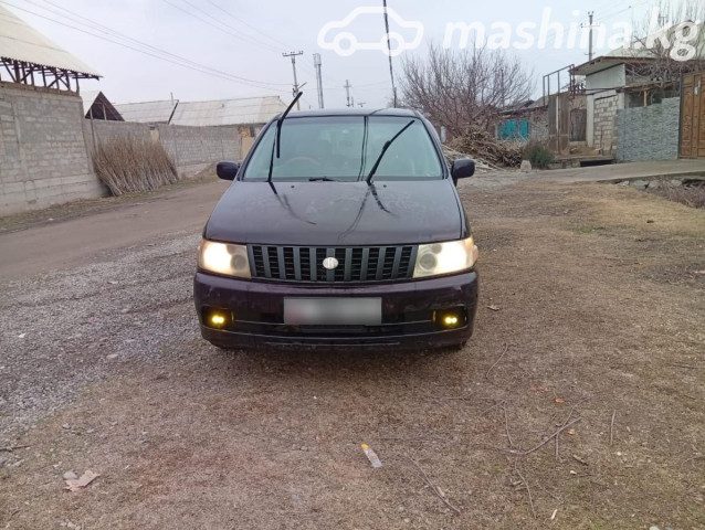 Nissan Bassara