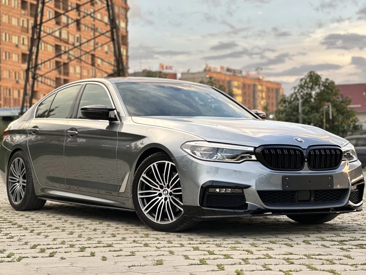 BMW 5 серии VII (G30/G31) 2019