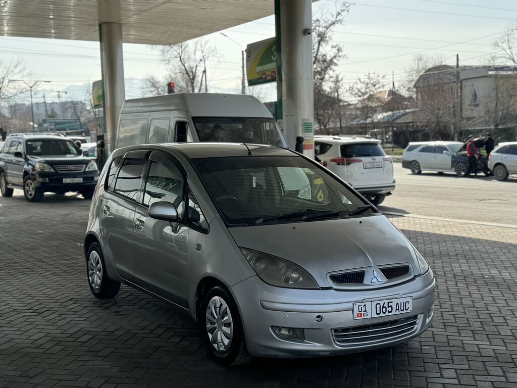 Mitsubishi Colt
