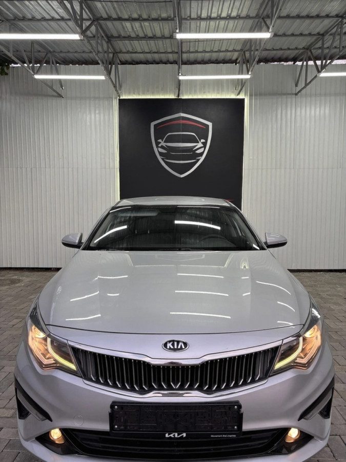 Kia K5 III 2019