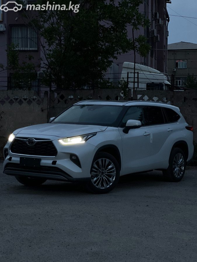Toyota Highlander IV (U70)