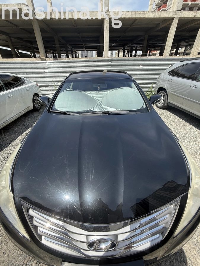 Hyundai Grandeur V 2011