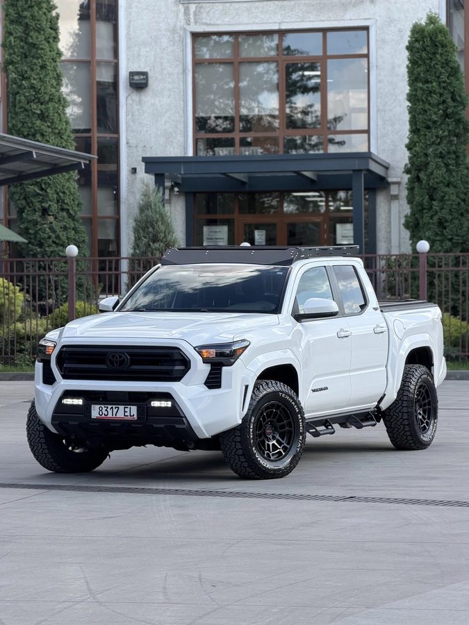 Toyota Tacoma IV 2.4 AT 4WD