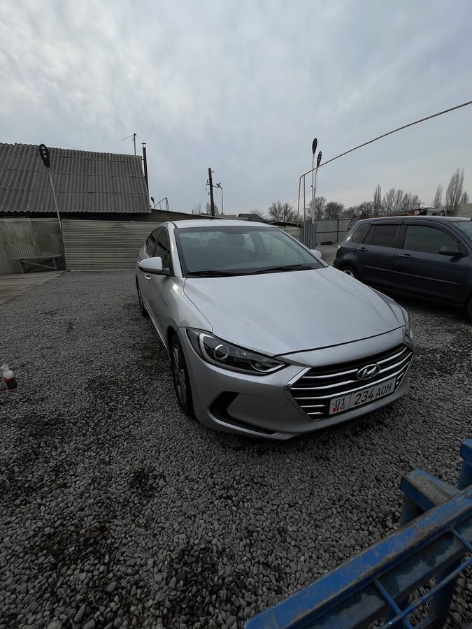 Hyundai Elantra