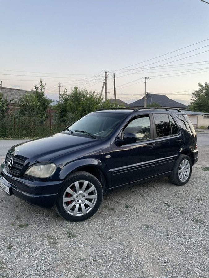 Mercedes-Benz ML-Class