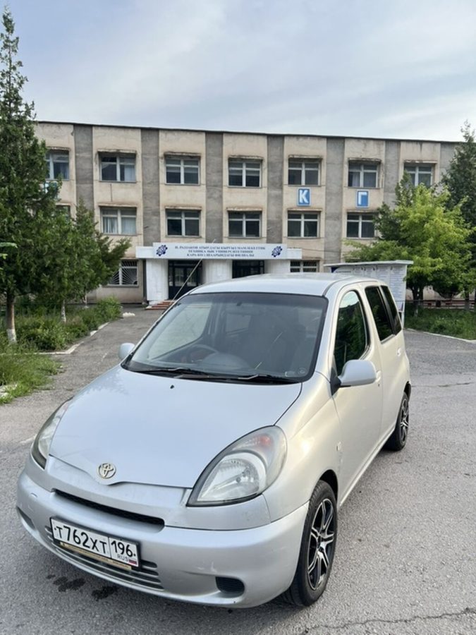 Toyota Funcargo