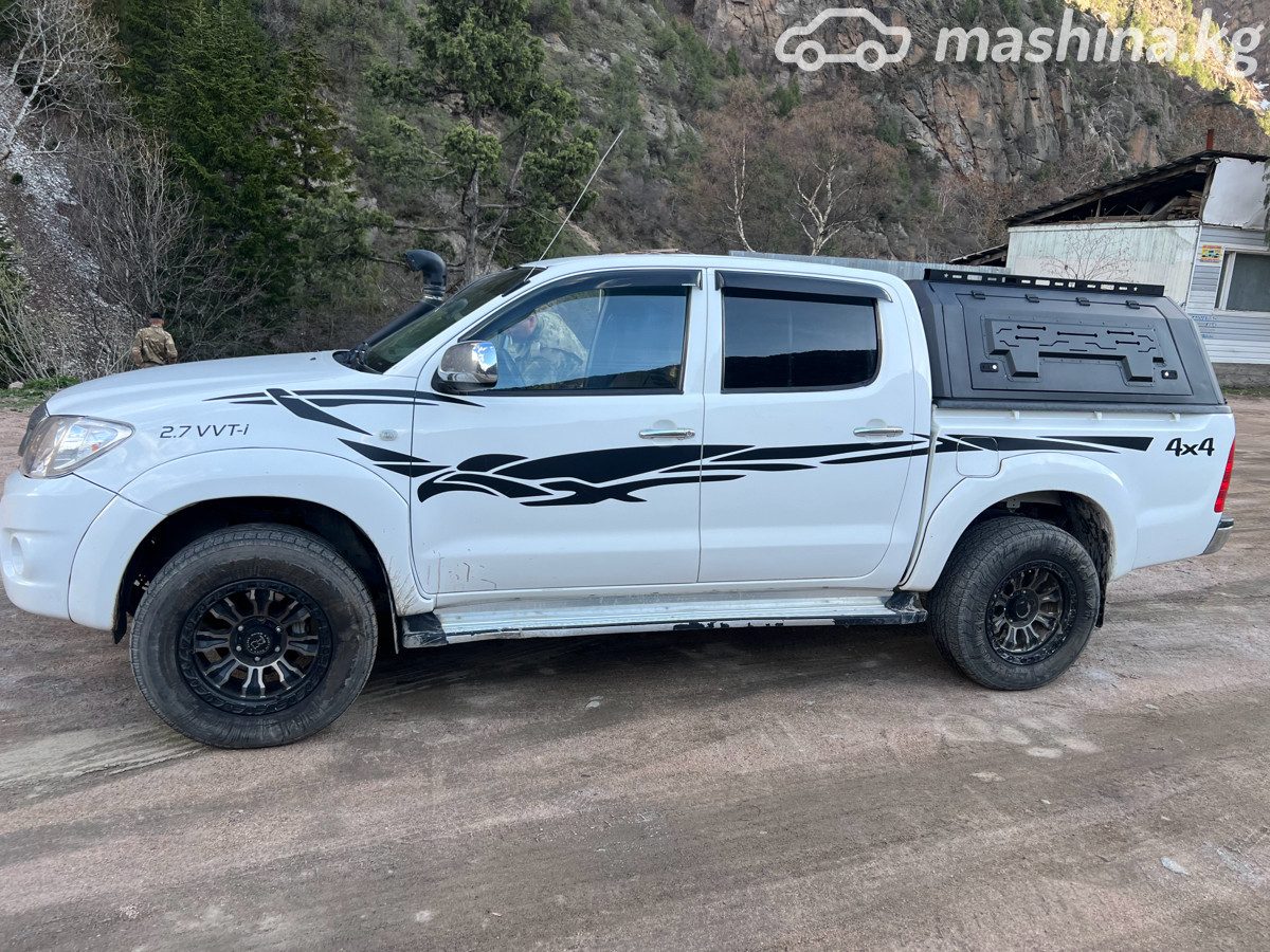 Toyota Hilux VII