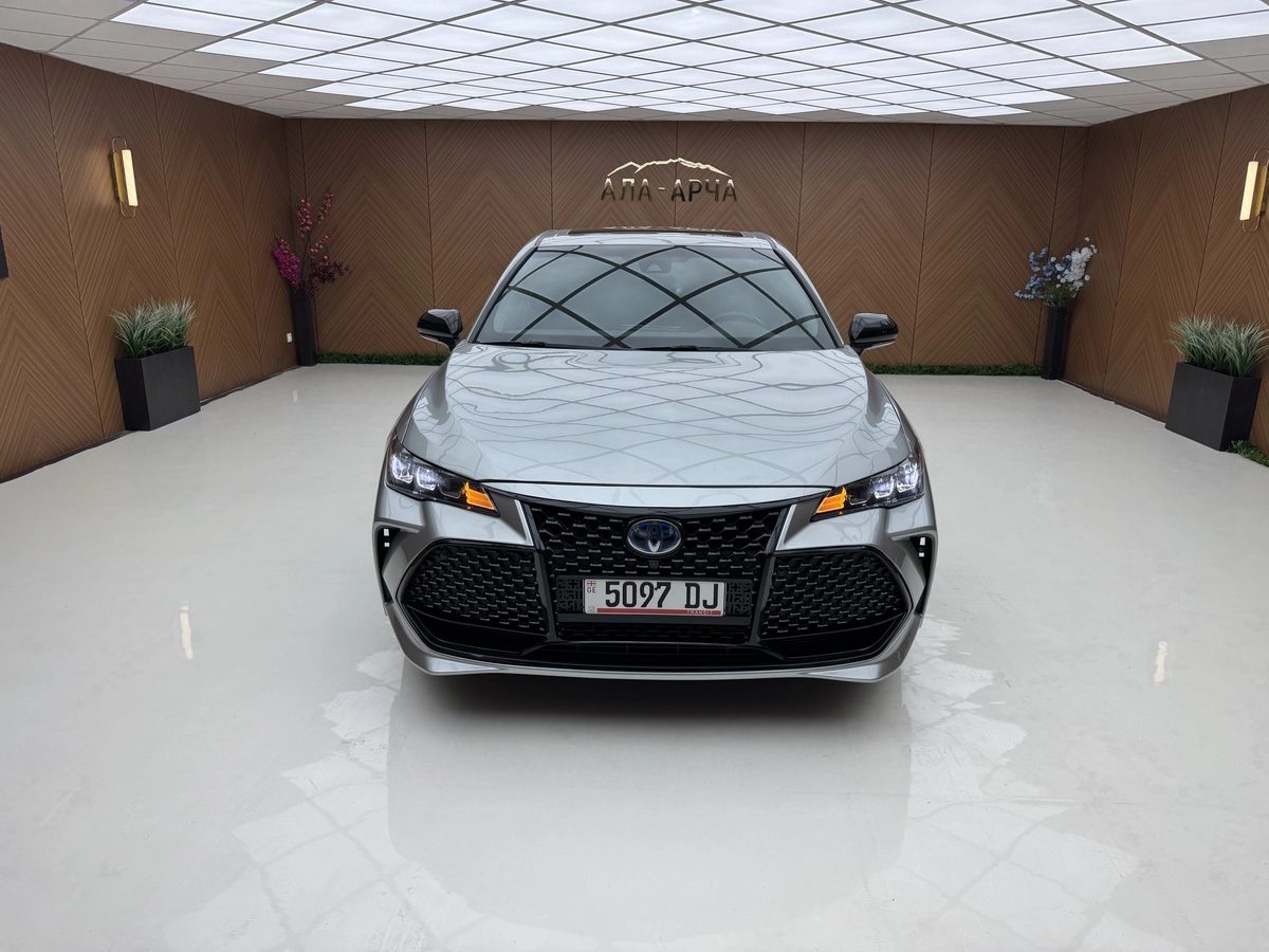Toyota Avalon V 2020