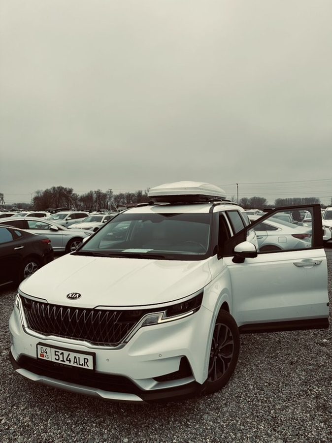 Kia Carnival