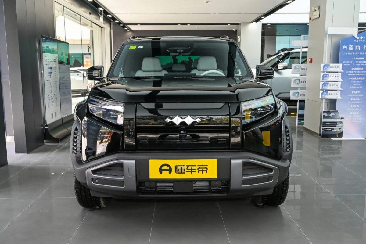 BYD FangChengBao Leopard 3