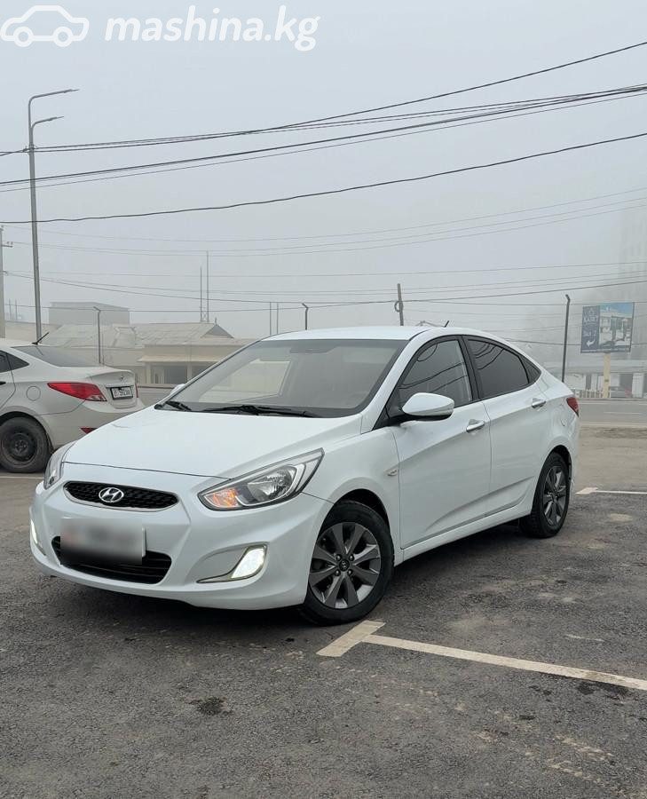 Hyundai Accent IV
