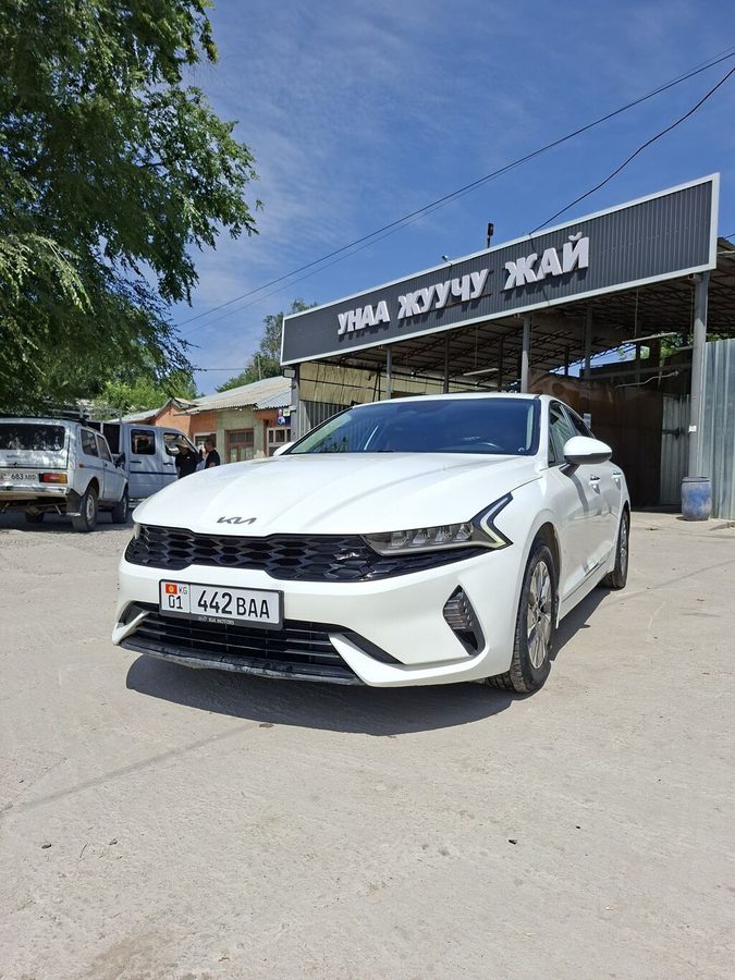 Kia K5