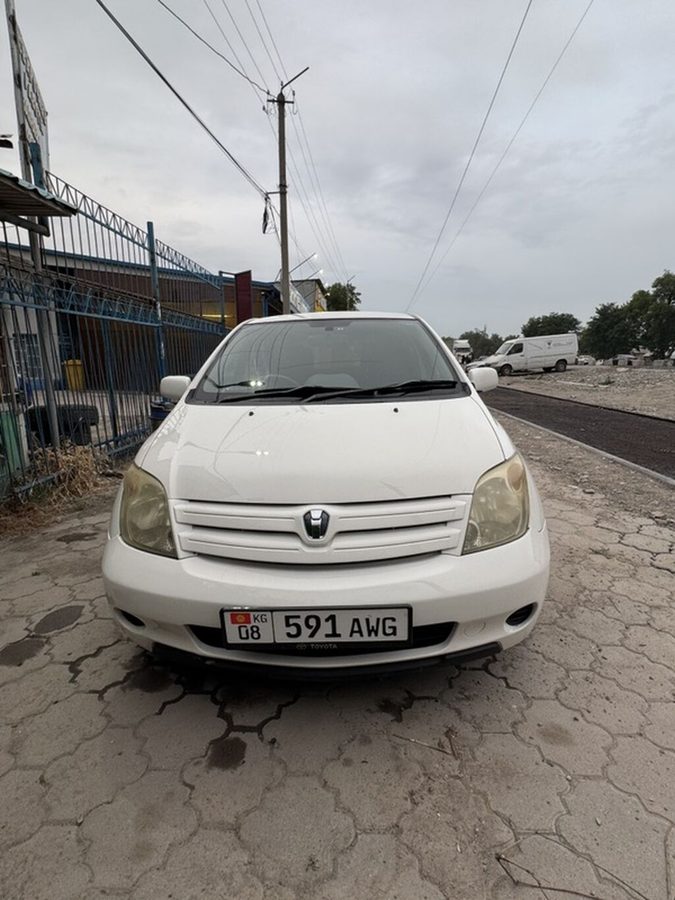 Toyota Ist