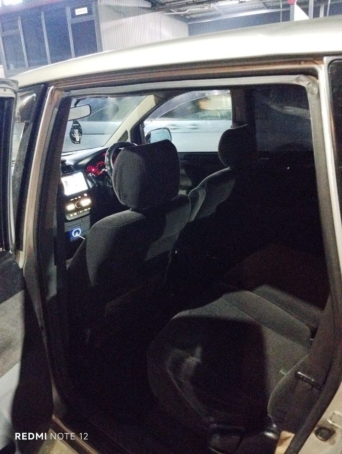 Toyota Ipsum