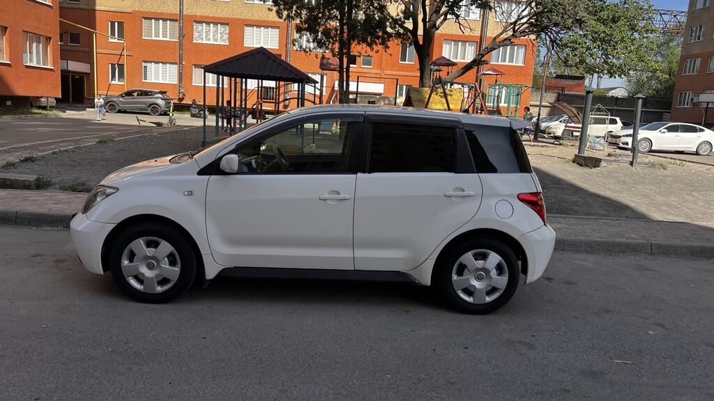 Toyota Ist