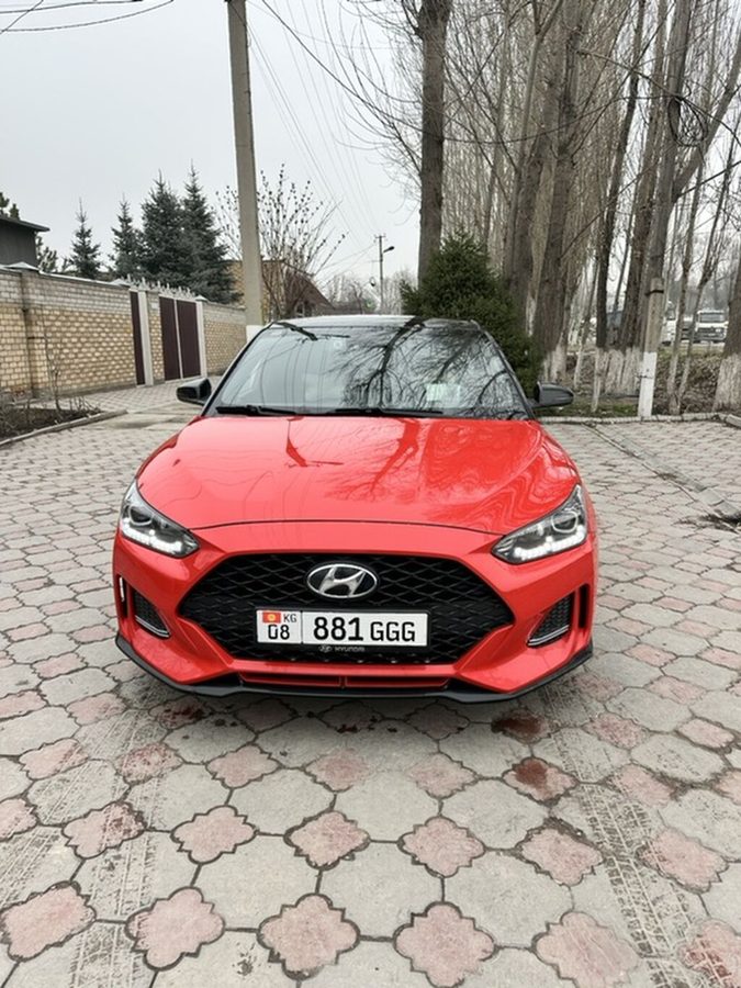 Hyundai Veloster