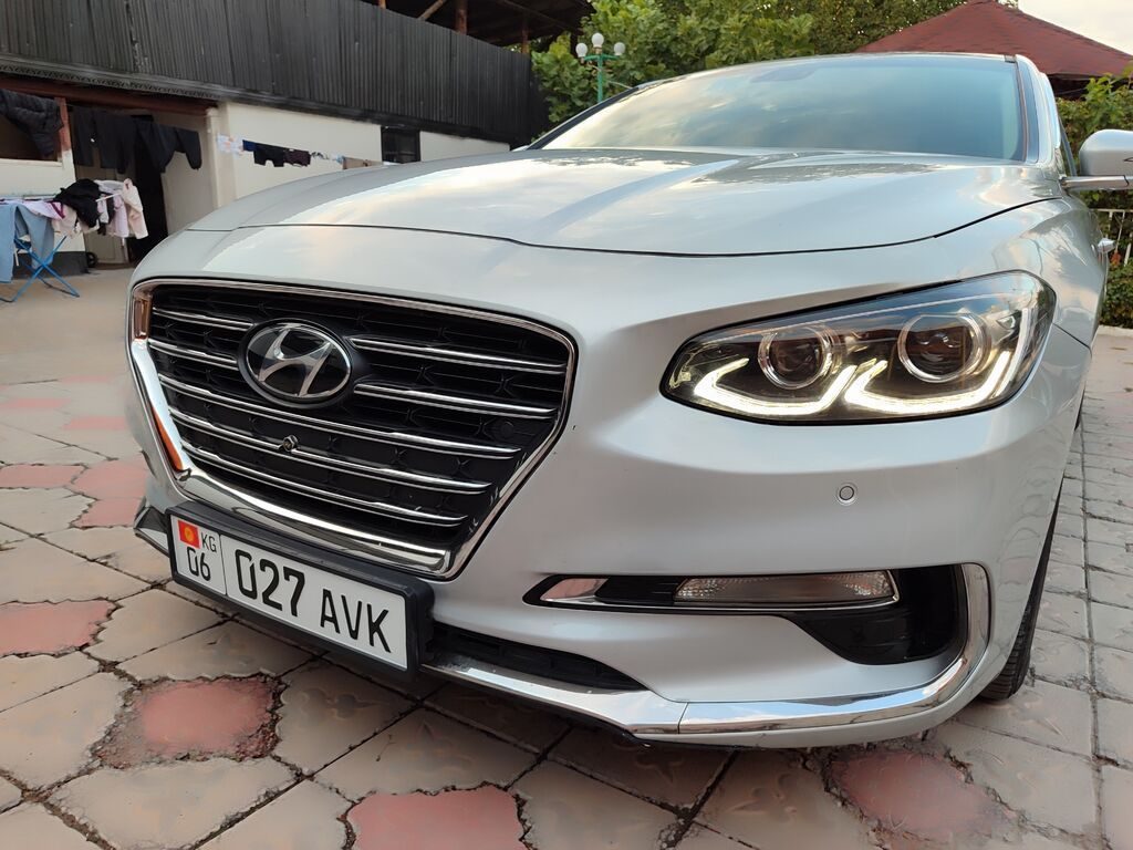 Hyundai Grandeur