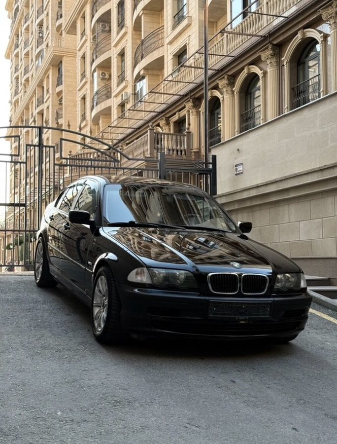 BMW 318
