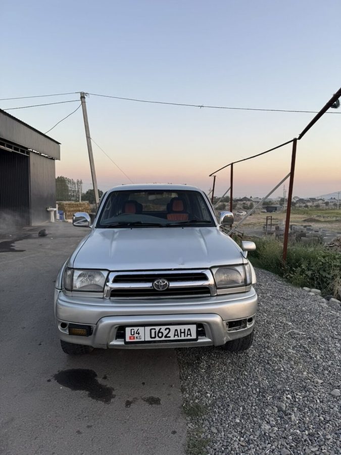 Toyota Hilux Surf