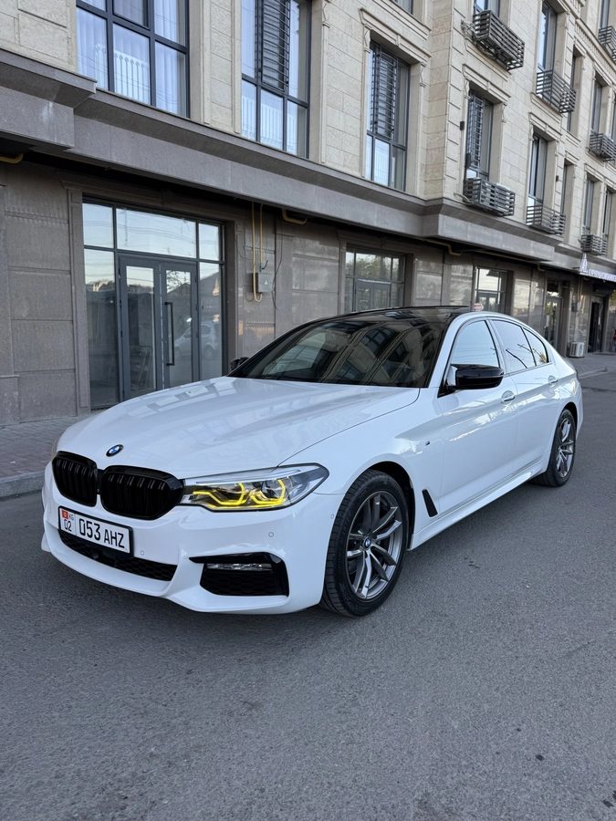 BMW 5 серии VII (G30/G31) 2017