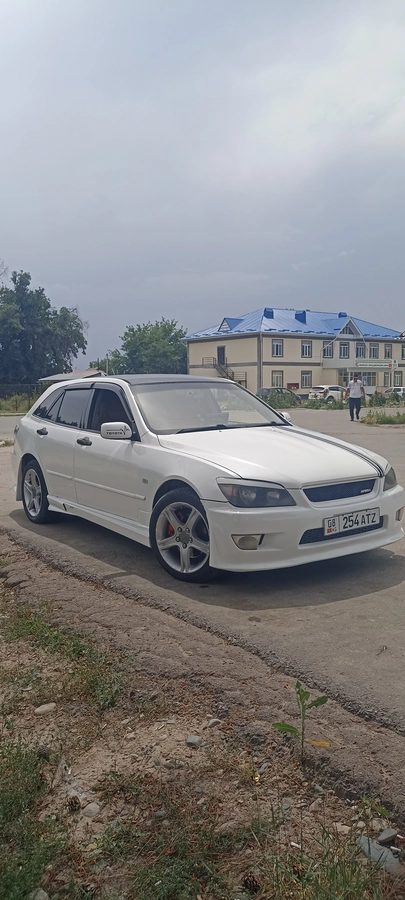 Toyota Altezza 2003