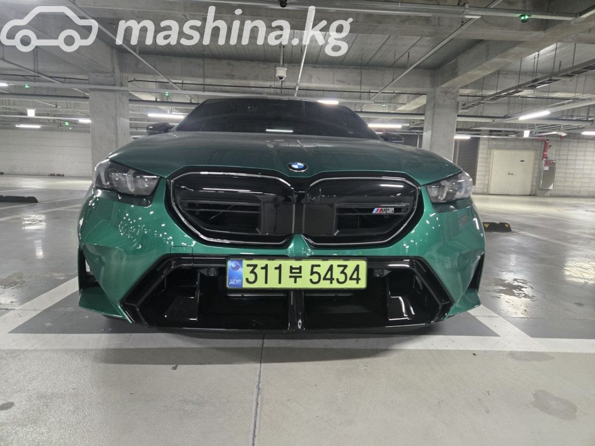 BMW M5 VII (G90)