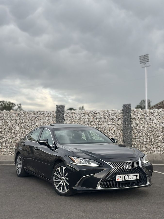 Lexus ES