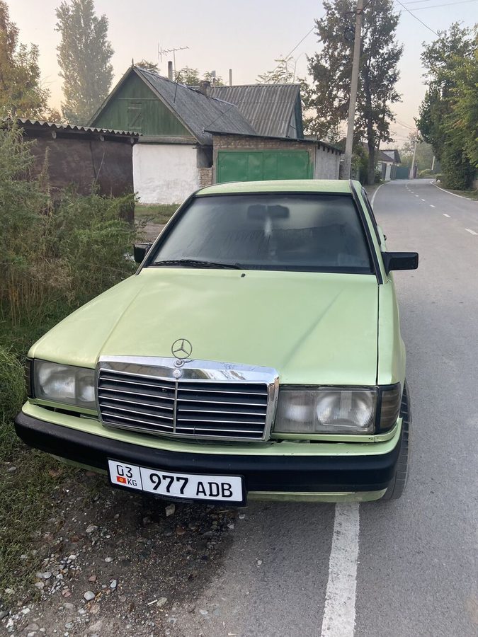 Mercedes-Benz 190