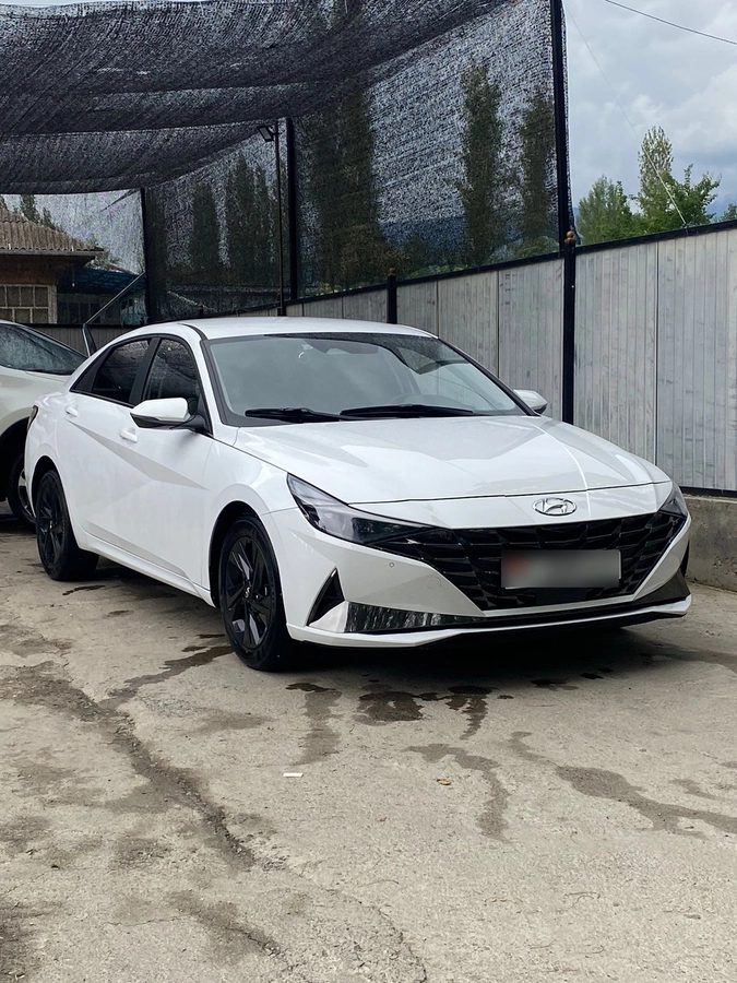 Hyundai Avante VII 2021