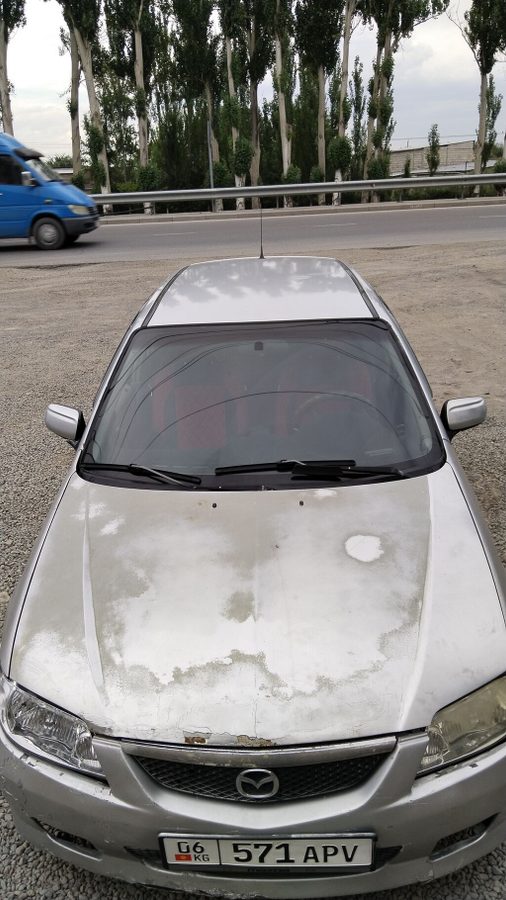 Mazda 323