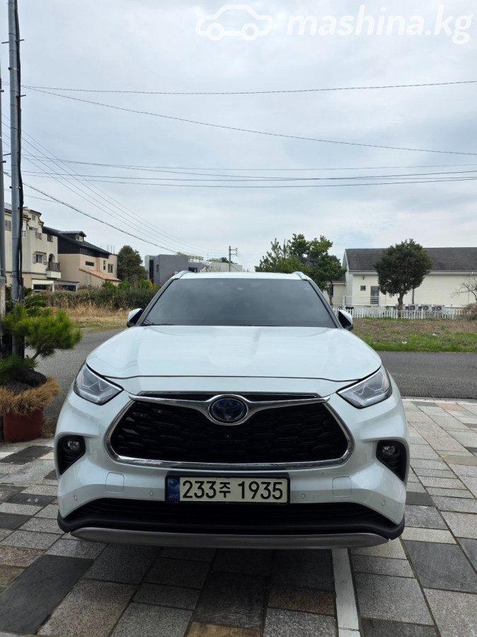 Toyota Highlander IV (U70)