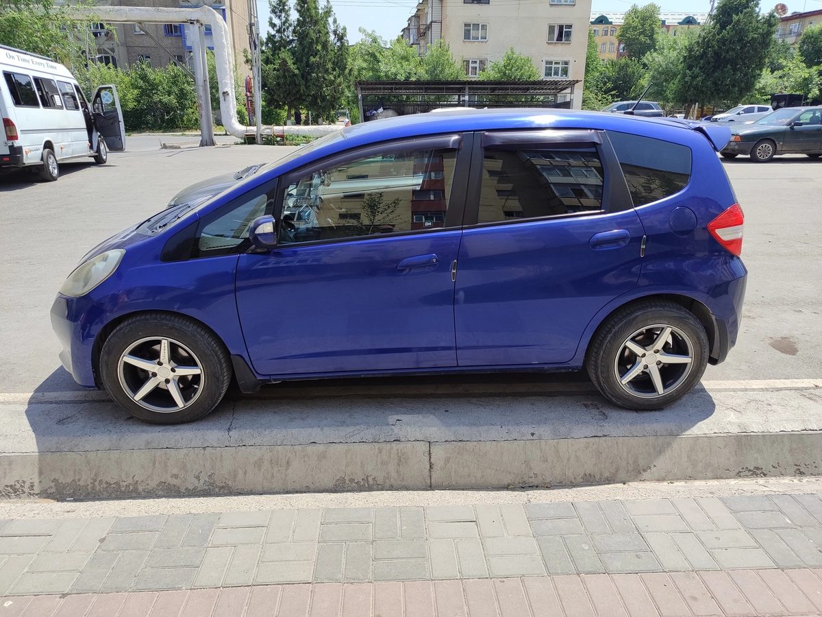 Honda Jazz II Рестайлинг 2011