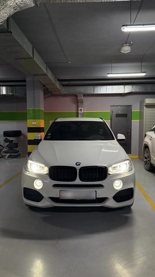 BMW X5 III (F15) 2017