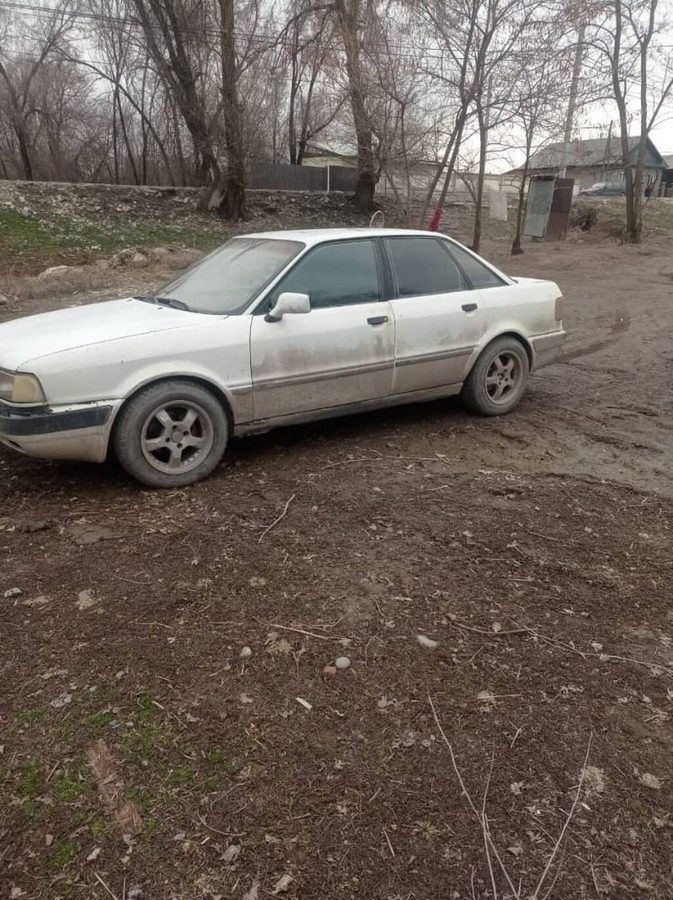Audi 80