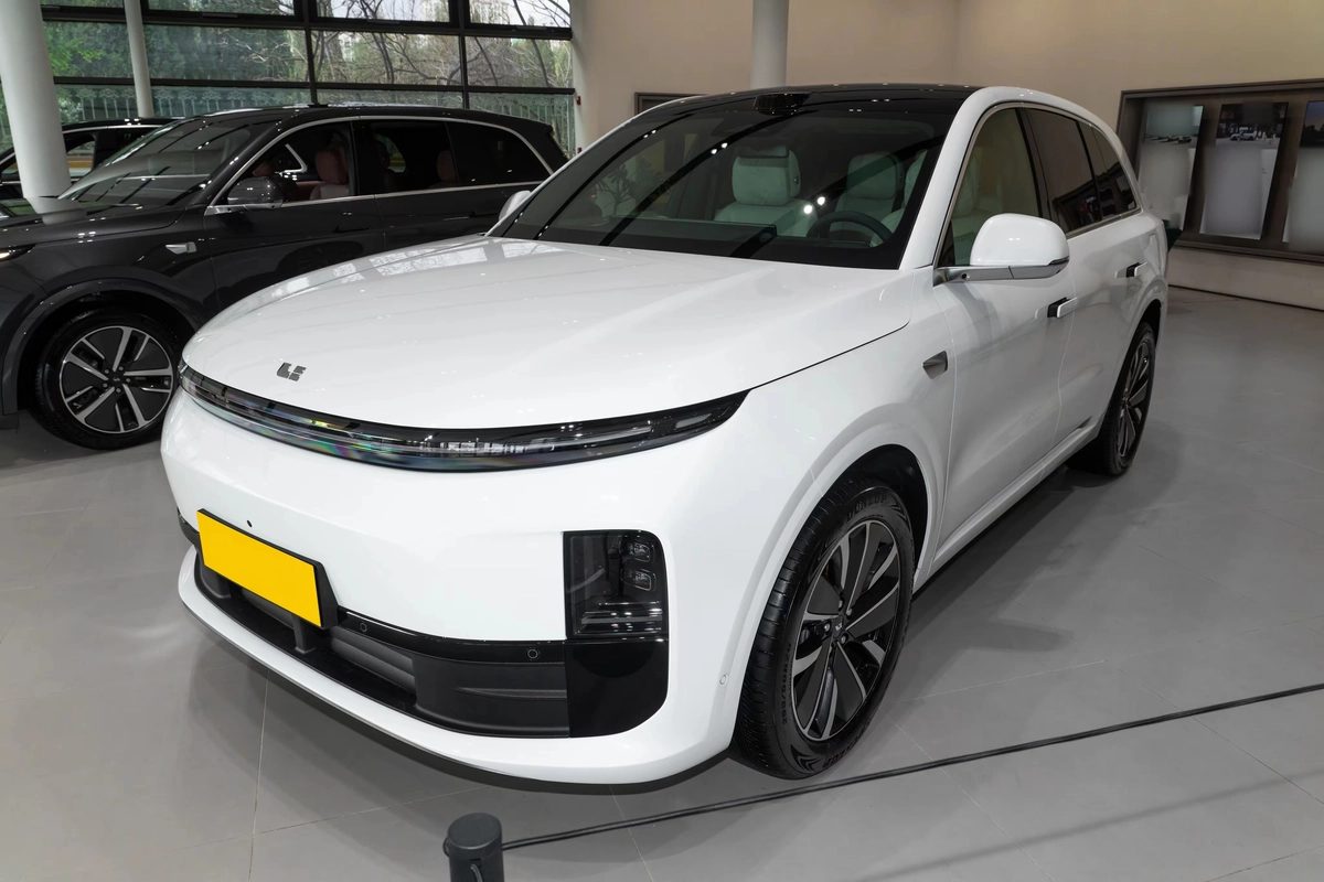 LiXiang L6 2025
